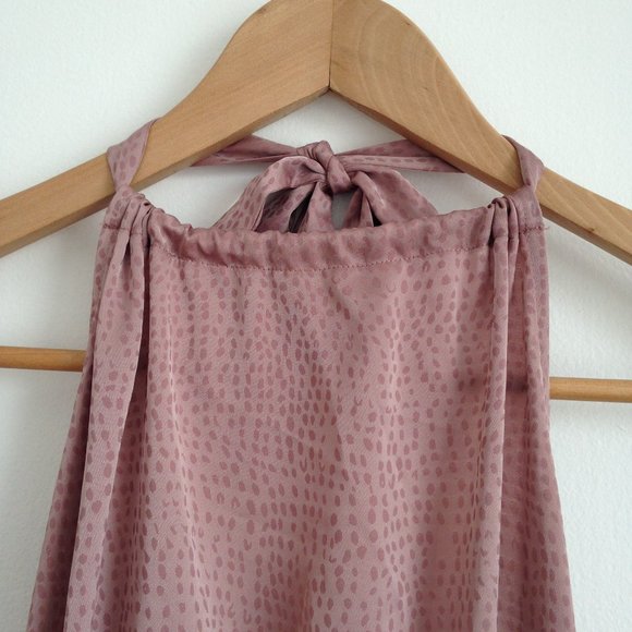 ✨HP✨ Only - Blush Halterneck Dress - Picture 6 of 15